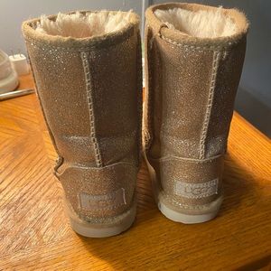 Toddler size 11 UGG boots